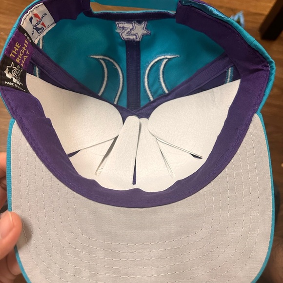 Rare Charlotte Hornets Starter NBA Fireball/Splash SnapBack Hat - Picture 7 of 9